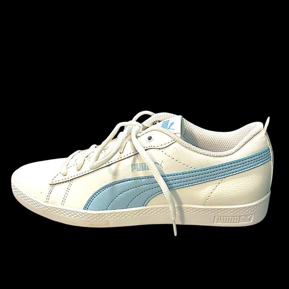 NWOT-PUMA Women's Vikky v3 Leather White and Light Blue Sneakers - Picture 5 of 15
